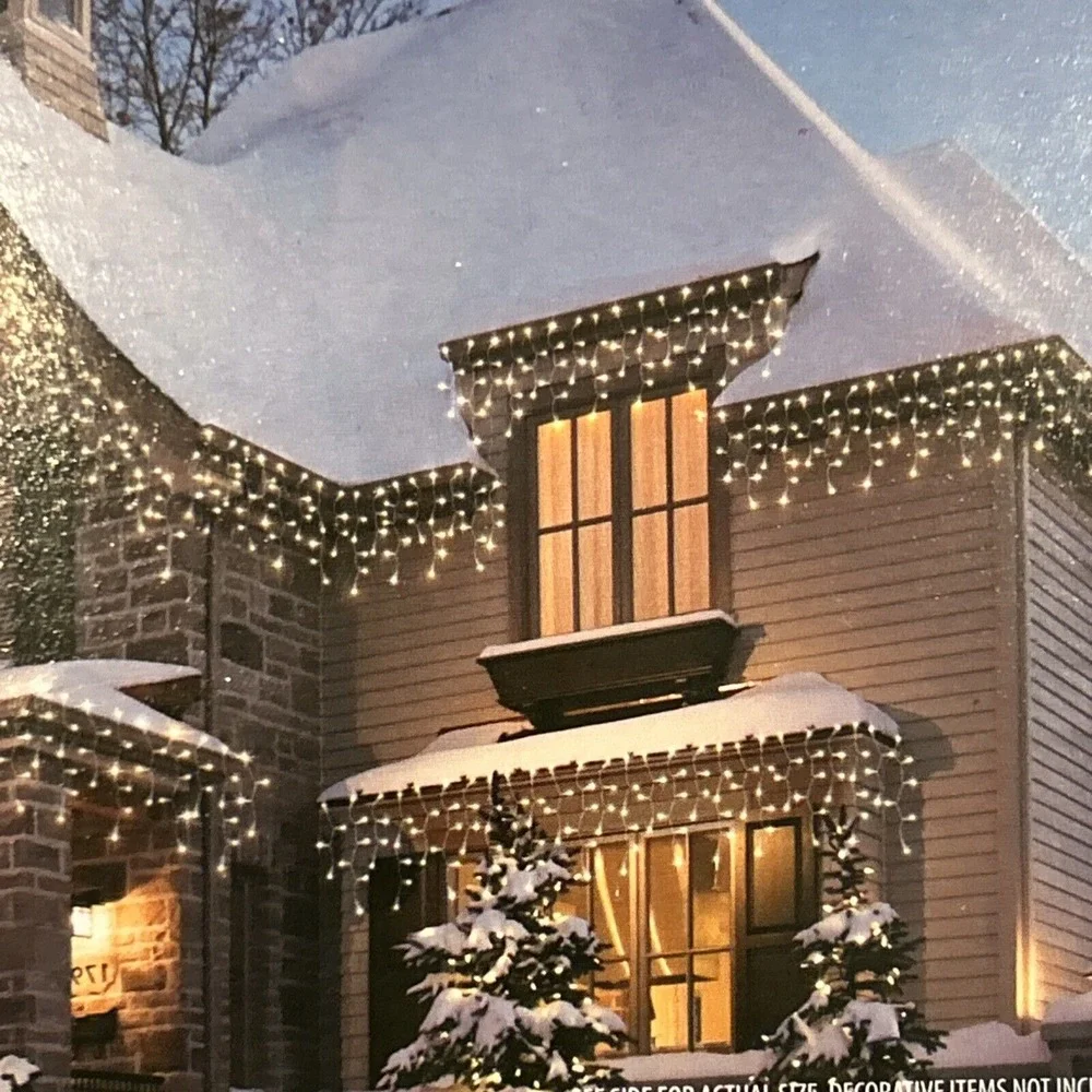 Holiday Time 200 Ct Warm White High Density‎ Icicle Lights White Wire 15 Ft New